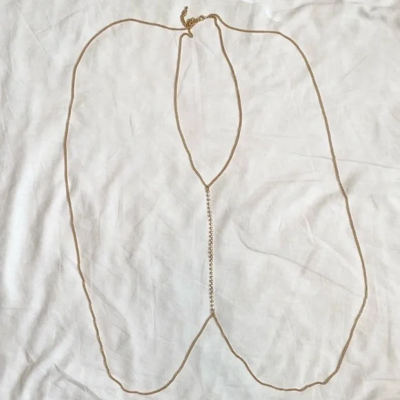 ⭐️ NEW - Rhinestone & Gold Body Chain - Picture 8 of 8
